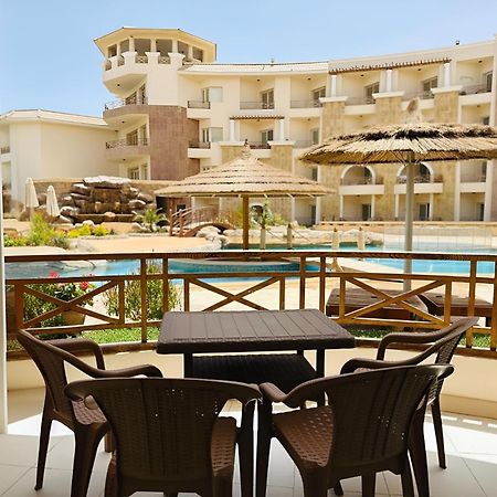 Royal Beach Serviced Apartments Хургада Экстерьер фото