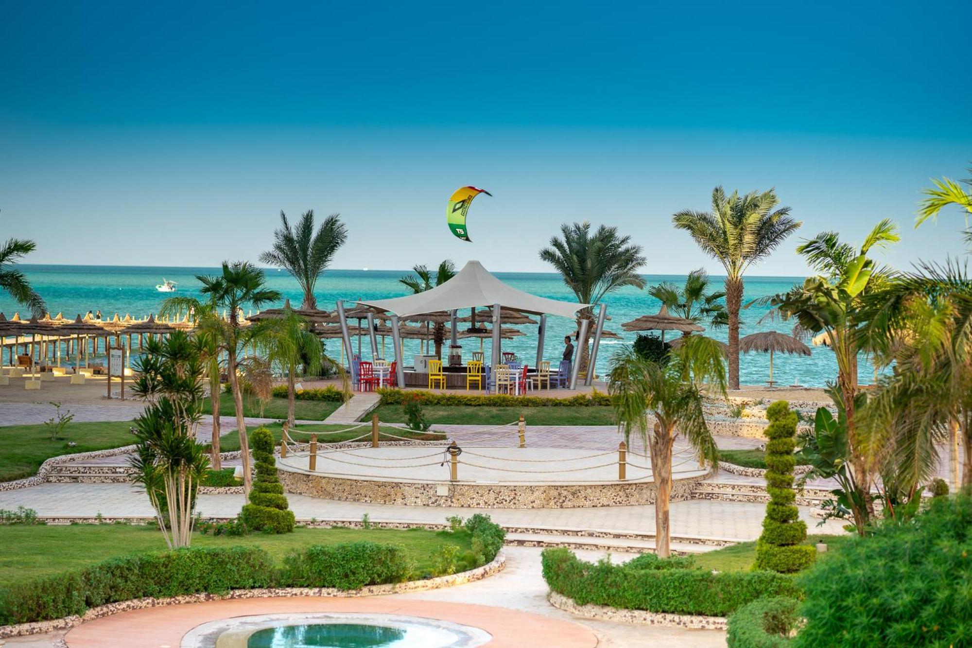 Royal Beach Serviced Apartments Хургада Экстерьер фото